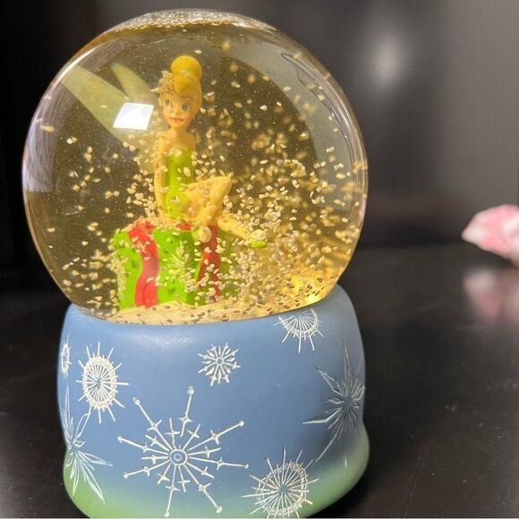 Disney Tinkerbell Music Box Snow Globe Christmas vintage plays "Deck the Halls’ - Picture 1 of 7